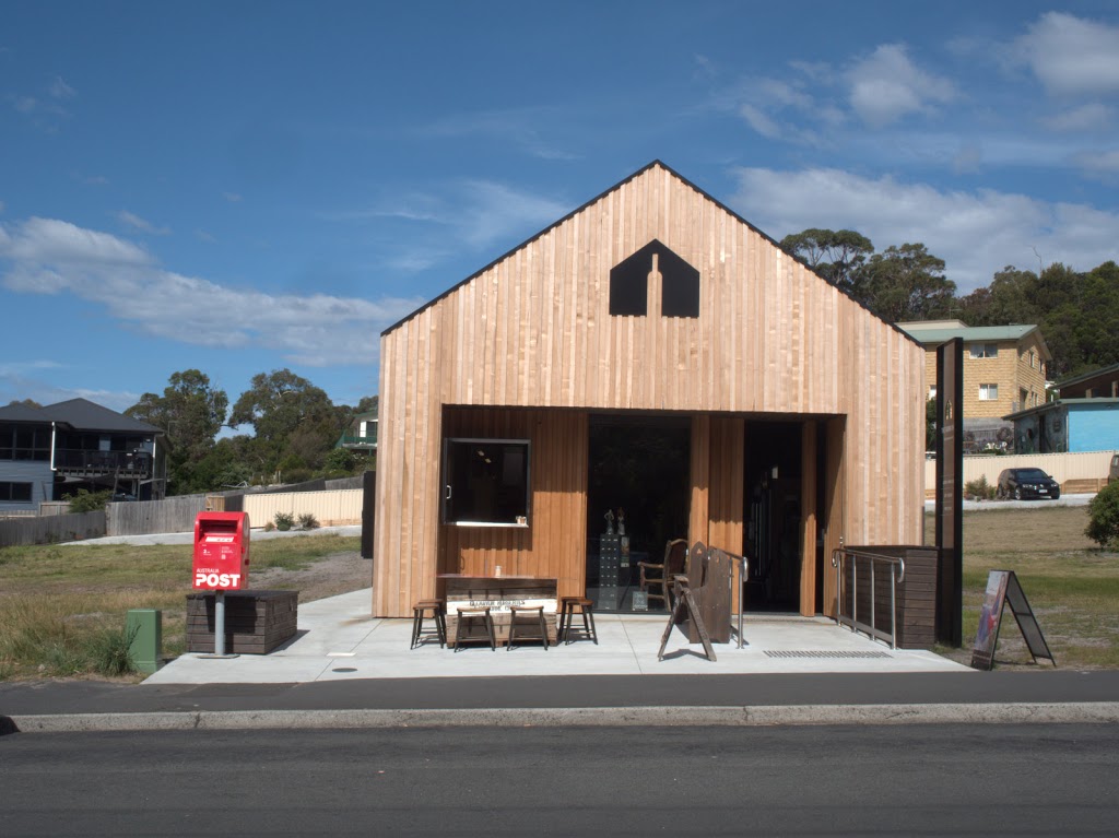The Farm Shed East Coast Wine Centre | art gallery | 53a Burgess St, Bicheno TAS 7215, Australia | 0363751868 OR +61 3 6375 1868
