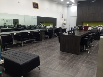 Raissis Hair Fashions | hair care | Shop T82 Glenquarie Town Centre, Lot 133 Brooks St, Macquarie Fields NSW 2564, Australia | 0296185002 OR +61 2 9618 5002