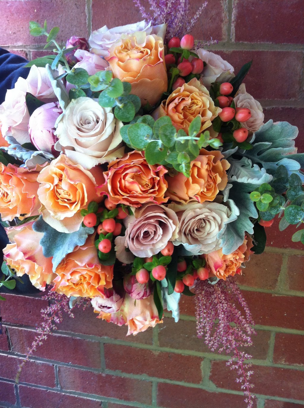 Flowers Here | florist | 55 Wheelers Lane, 125 Cobra St, Dubbo NSW 2830, Australia | 0410363429 OR +61 410 363 429