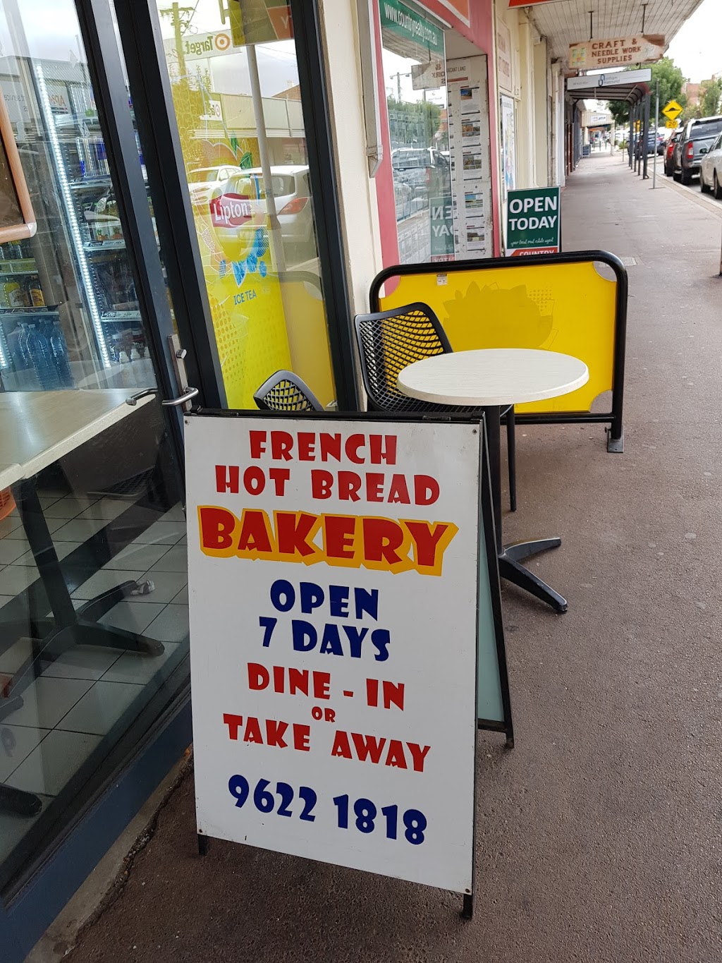 Avon Valley French Hot Bread | bakery | 208 Fitzgerald St E, Northam WA 6401, Australia | 0896221818 OR +61 8 9622 1818