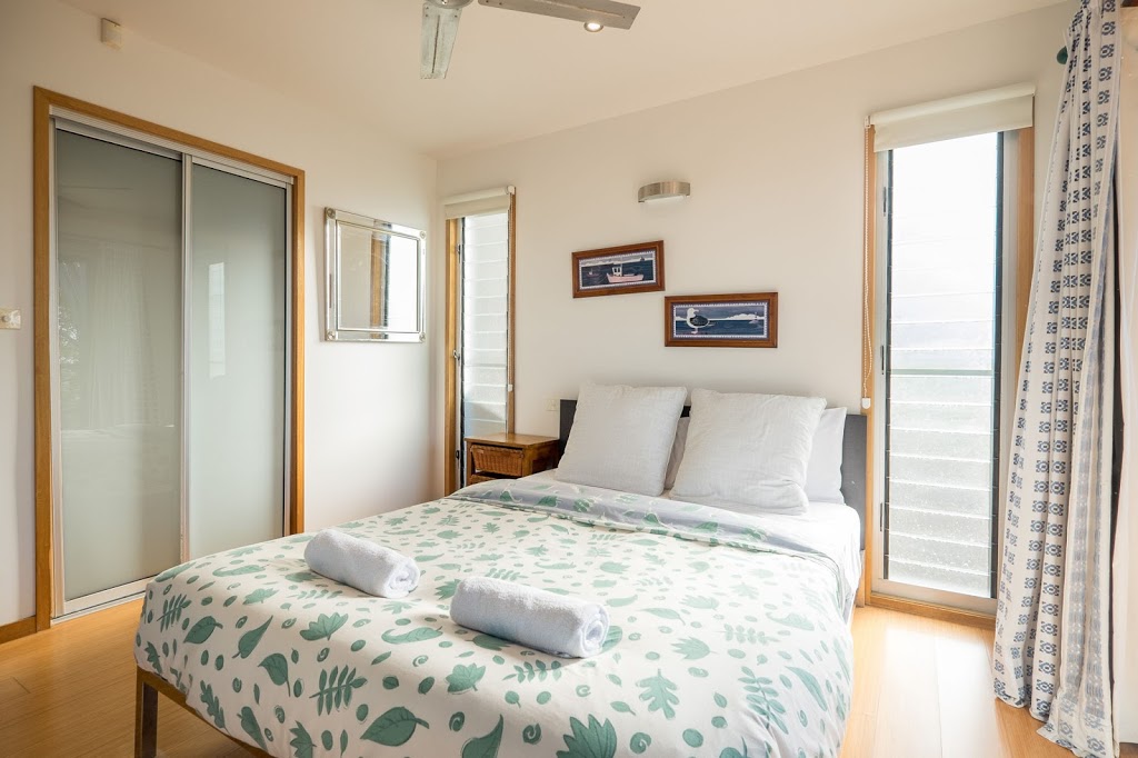 Sink or Swim Beach House | 97 Tramican St, Point Lookout QLD 4183, Australia | Phone: (07) 3415 3949