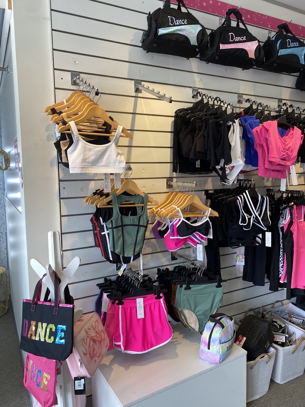 Spangles Dancewear | 3/2A Redman Rd, Dee Why NSW 2099, Australia | Phone: (02) 9971 2441