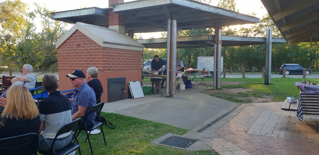 Albury Community Wood Fired Oven | park | Hovell Tree Park, Albury NSW 2640, Australia | 0260238111 OR +61 2 6023 8111