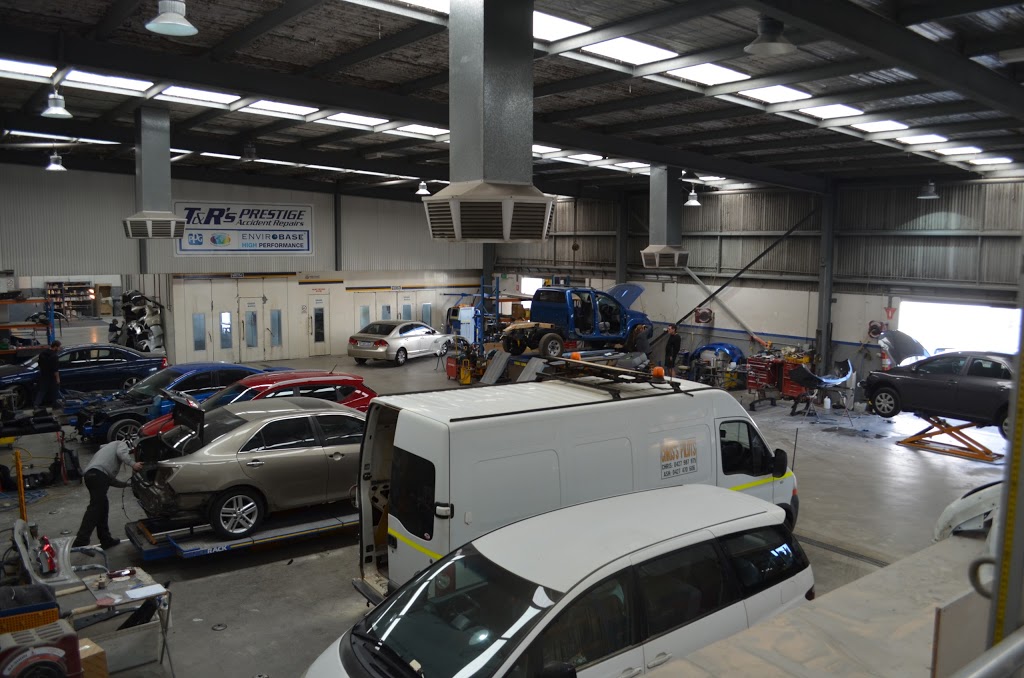 T&Rs Prestige Accident Repairs | car repair | 25 Division St, Welshpool WA 6106, Australia | 0893506366 OR +61 8 9350 6366