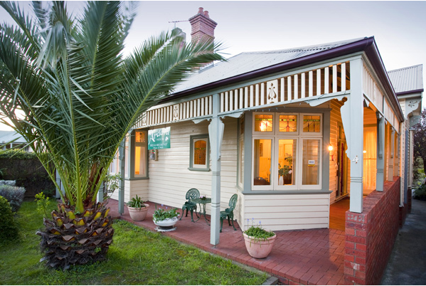 Ardara House Bed & Breakfast | 4 Aberdeen St, Geelong West VIC 3218, Australia | Phone: (03) 5229 6024
