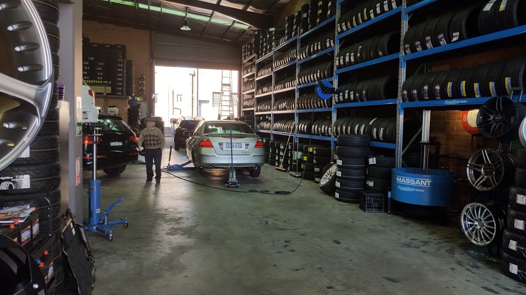 Prestige Tyre & Auto Services | car repair | B/44-50 Buckley St, Marrickville NSW 2204, Australia | 0289994866 OR +61 2 8999 4866