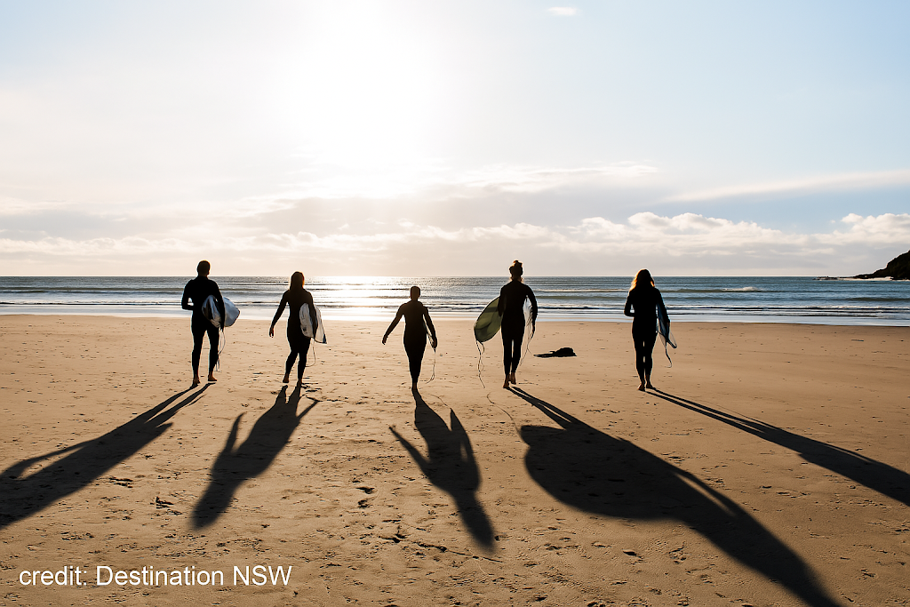 Salastraf - Exclusive Beachfront Accommodation | 4 First Ave, Arrawarra Headland NSW 2456, Australia | Phone: (02) 6654 1148