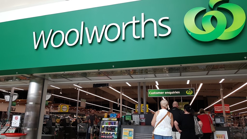 Woolworths Waikiki | supermarket | Waikiki Village Shopping Centre, 7 Read St, Waikiki WA 6169, Australia | 0895917334 OR +61 8 9591 7334