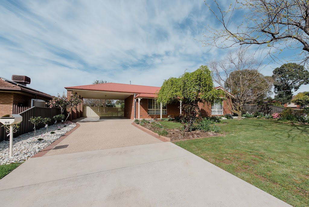 Accommodation in Rutherglen, Mulberry House | 86 Ready St, Rutherglen VIC 3685, Australia | Phone: 0418 330 274