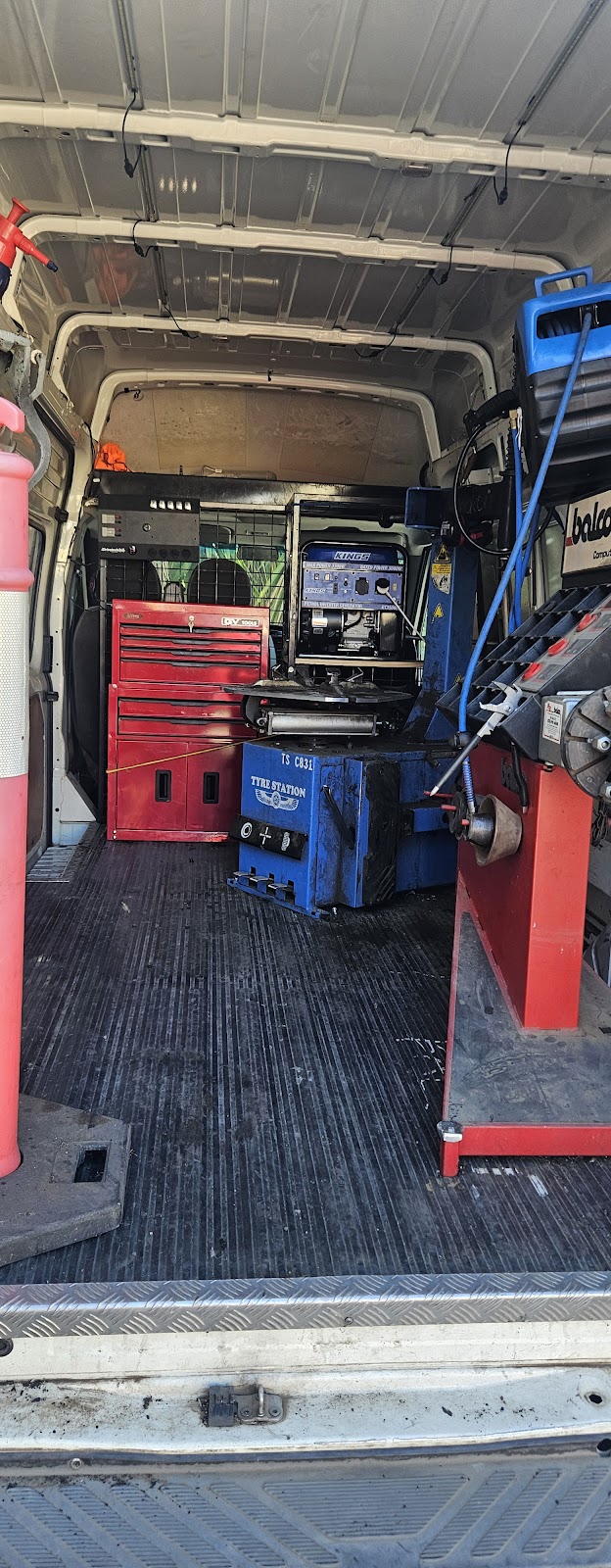 BORDER TYRE WHOLESALE | 141 Chapple St, Wodonga VIC 3690, Australia | Phone: 0417 874 482