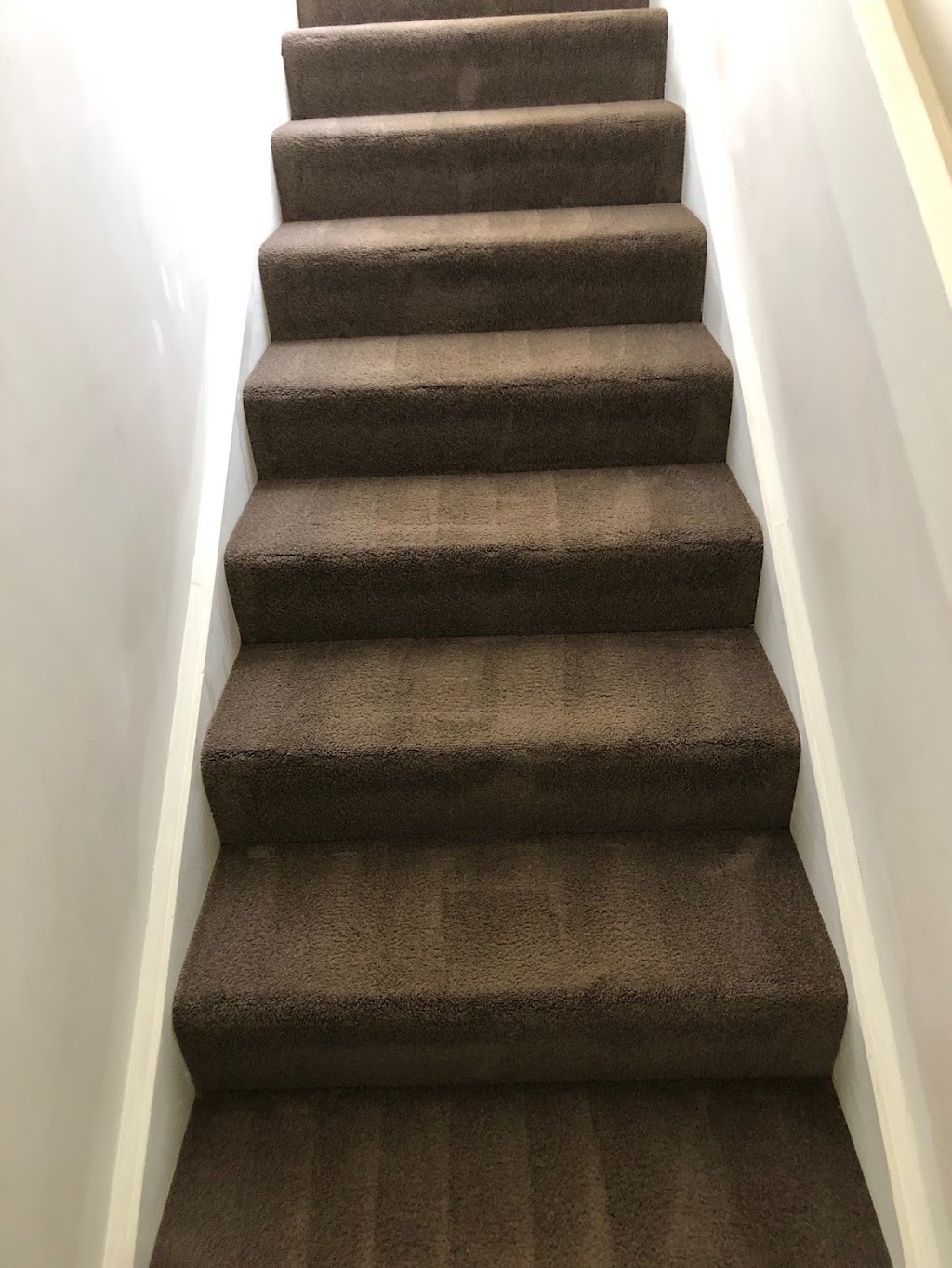East Coast Total Cleaning | 16-18 Wilhelm St, Loch Sport VIC 3851, Australia | Phone: 0422 444 479