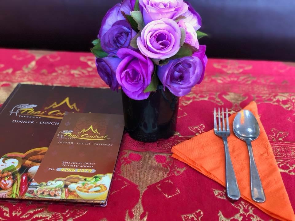 Thai Central in oak flats | restaurant | 1/72 Central Ave, Oak Flats NSW 2529, Australia | 0242566379 OR +61 2 4256 6379