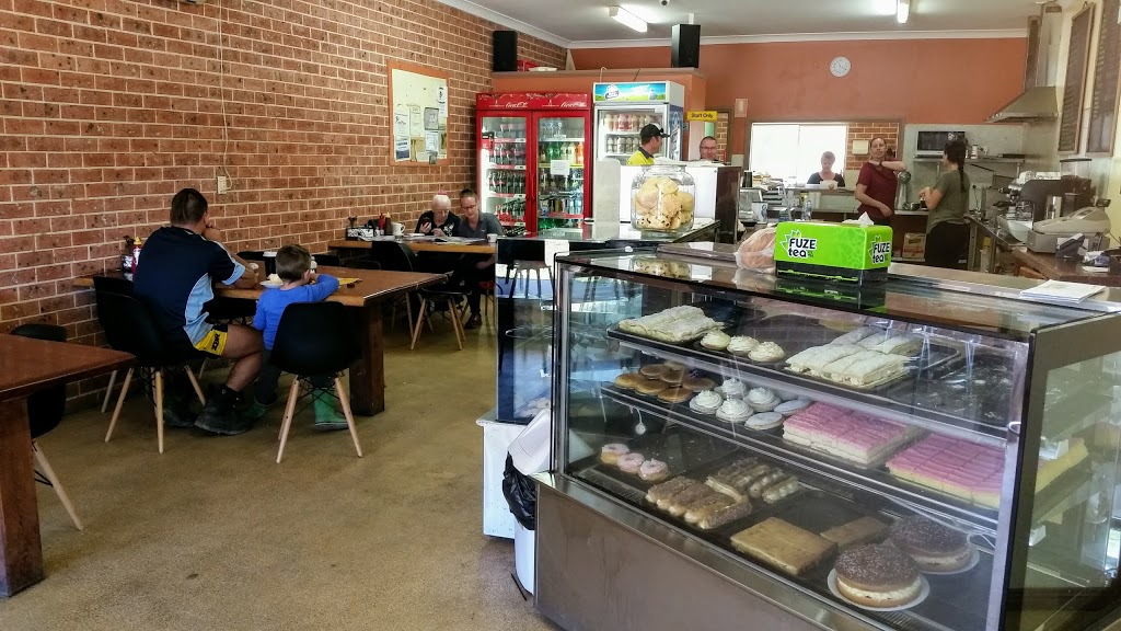 Wallerawang Bakery | bakery | 20 Main St, Wallerawang NSW 2845, Australia | 0263557010 OR +61 2 6355 7010