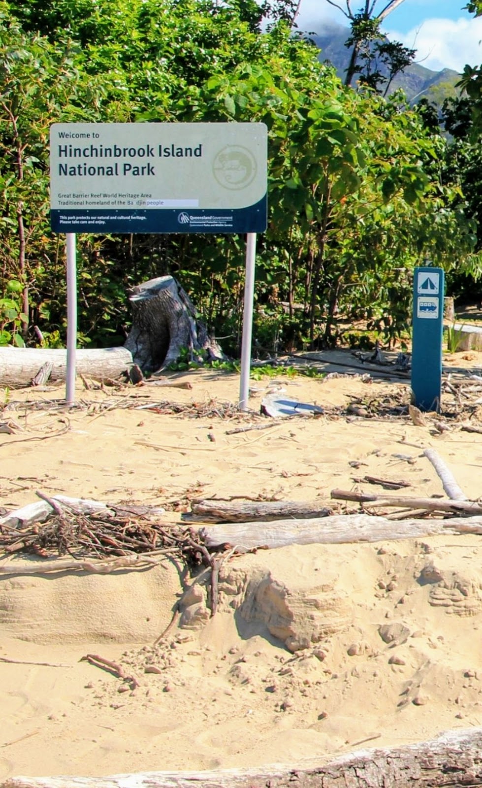 Ramsay Beach | Hinchinbrook QLD 4849, Australia