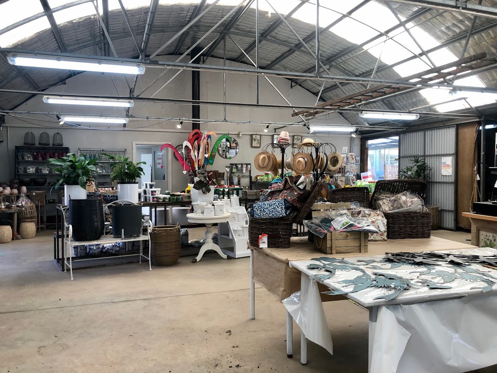 Yarra View Garden Centre | 136 York Rd, Mount Evelyn VIC 3796, Australia | Phone: (03) 9737 0400