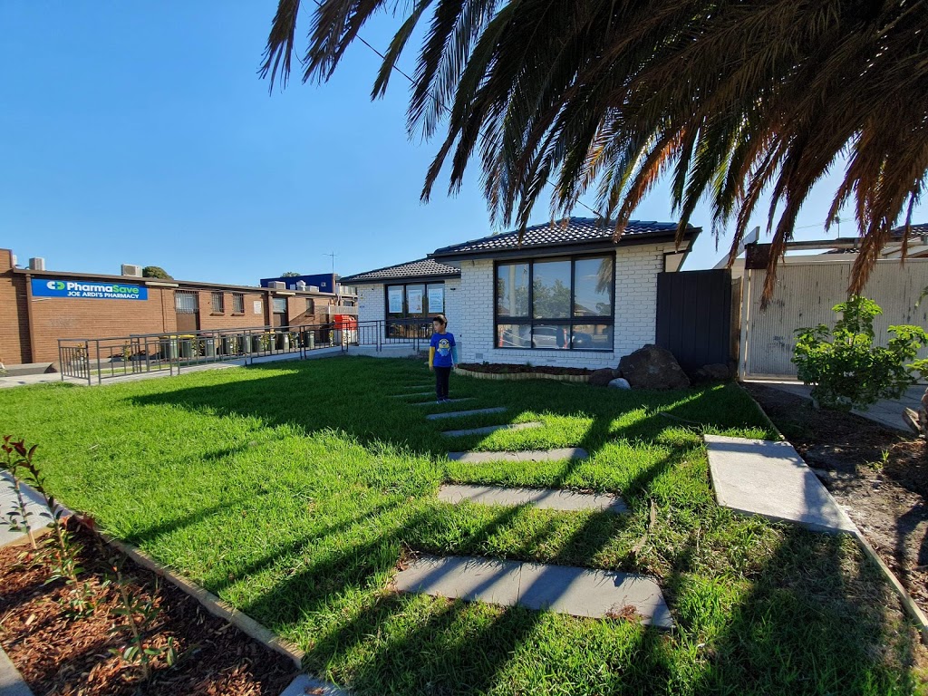 Maple Leaf Medical Centre (Previously Centre Clinic) | 181 Edgars Rd, Thomastown VIC 3074, Australia | Phone: (03) 9464 7997