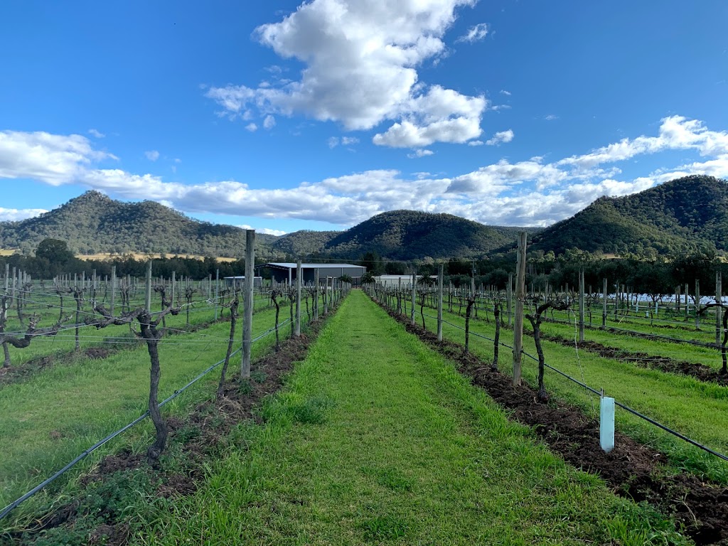 Krinklewood Vineyard | 712 Wollombi Rd, Broke NSW 2330, Australia | Phone: (02) 6579 1322