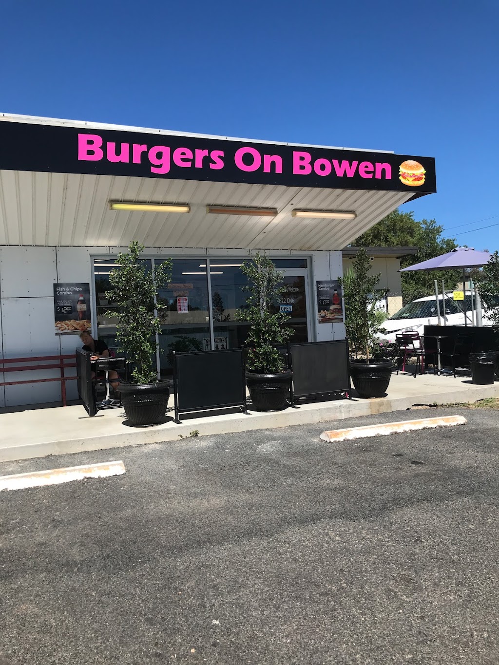 Burgers On Bowen | restaurant | 92a Bowen St, Roma QLD 4455, Australia | 0746221046 OR +61 7 4622 1046