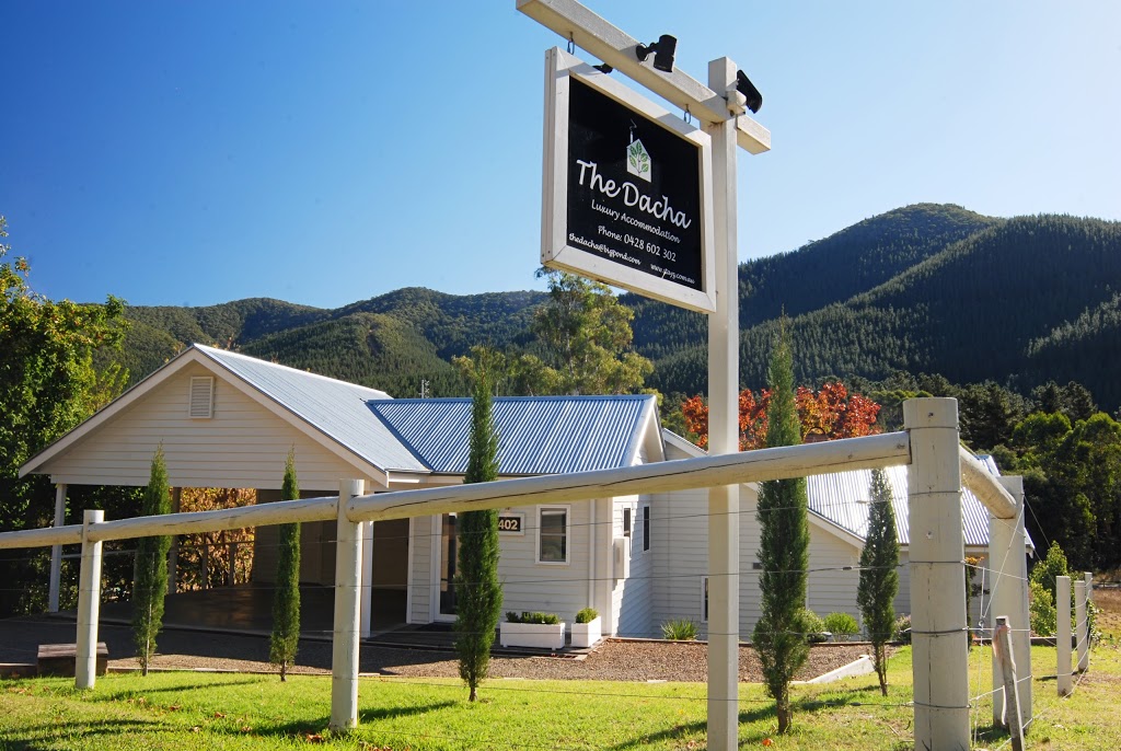 The Dacha | lodging | 402 Morses Creek Rd, Bright VIC 3744, Australia | 0403478318 OR +61 403 478 318