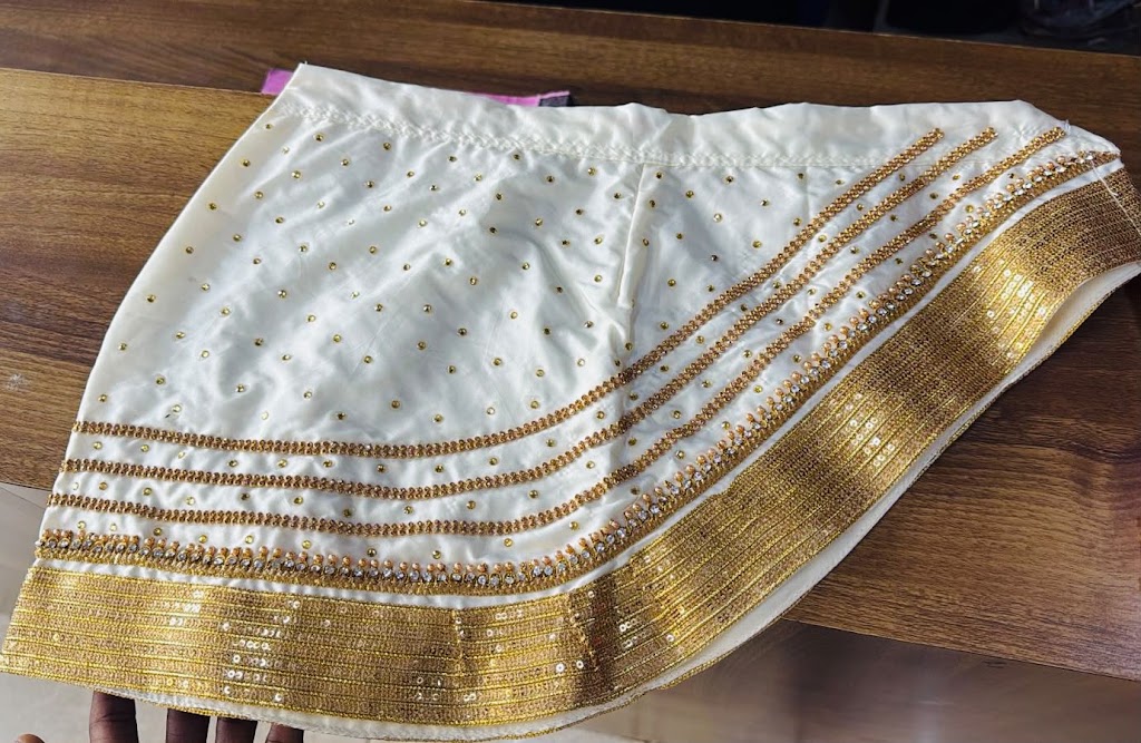 Saya Dance Costumes | Corridale Rd, Glenmore Park NSW 2745, Australia | Phone: 0450 589 812