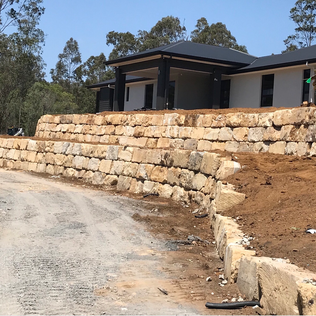 Rock Retaining Walls - Tamborine Builders | 97 Palomino Rd, Tamborine QLD 4270, Australia | Phone: 0432 281 075