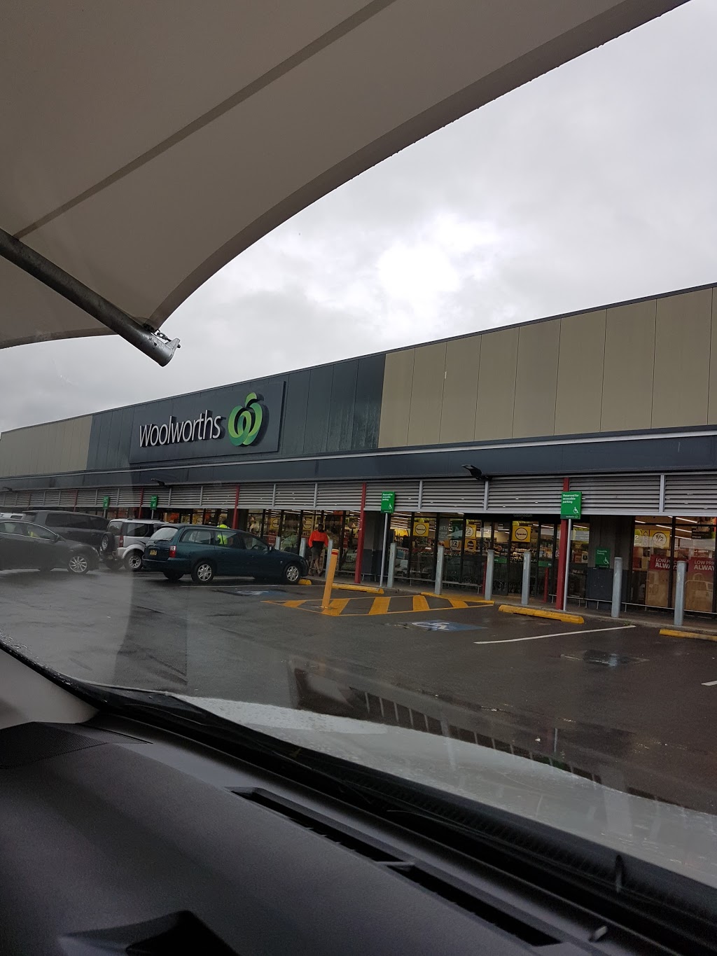 Woolworths Gunnedah | 119/129 Conadilly St, Gunnedah NSW 2380, Australia | Phone: (02) 6748 3100