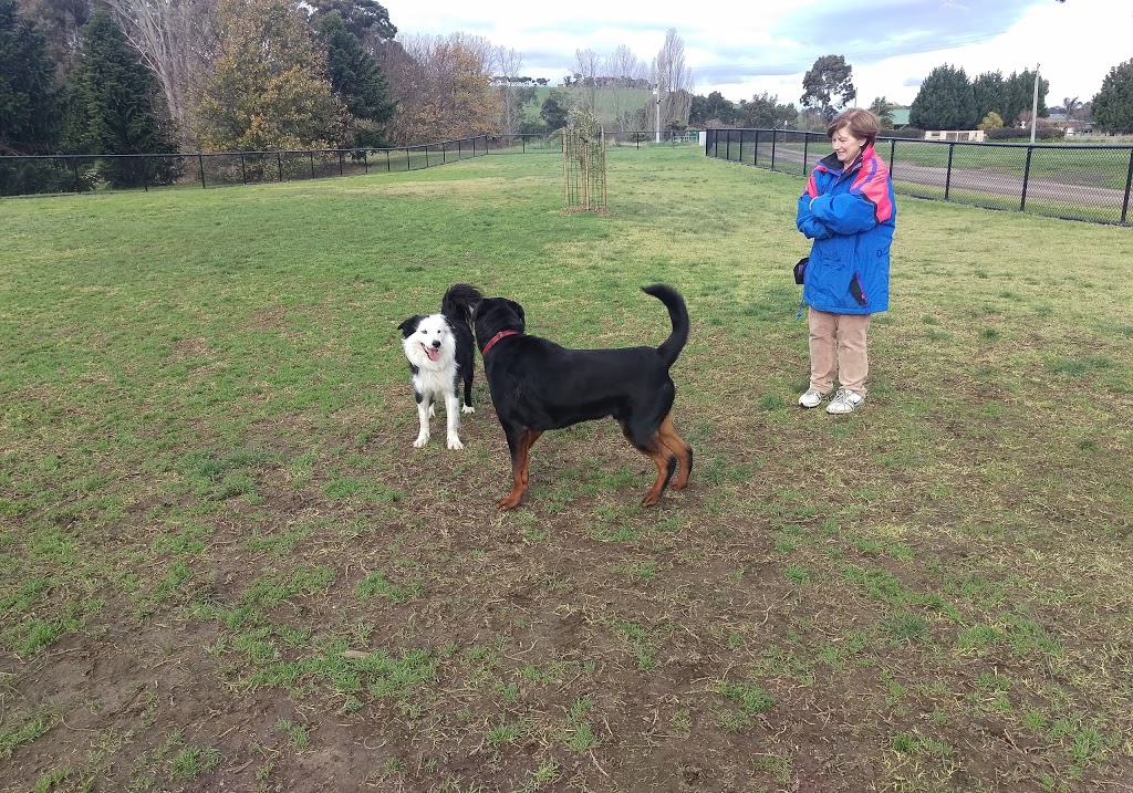 Whittlesea Off Leash Dog Park | Laurel St, Whittlesea VIC 3757, Australia