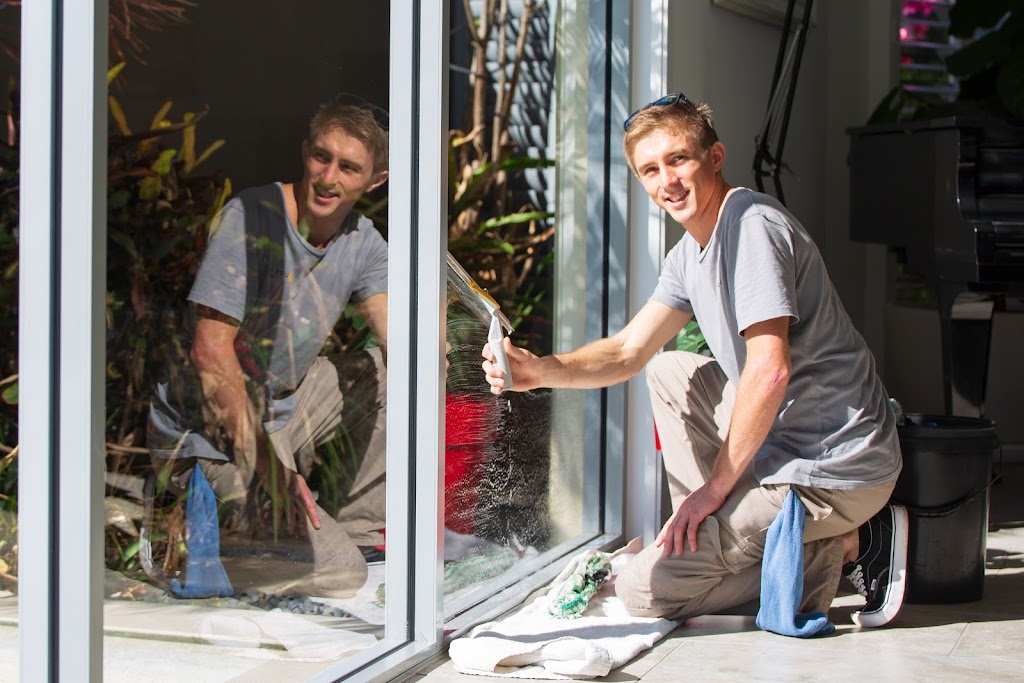 URBAN | Gold Coast Window Cleaner | Unit 1 A/3540 Main Beach Parade, Main Beach QLD 4217, Australia | Phone: 0487 080 967