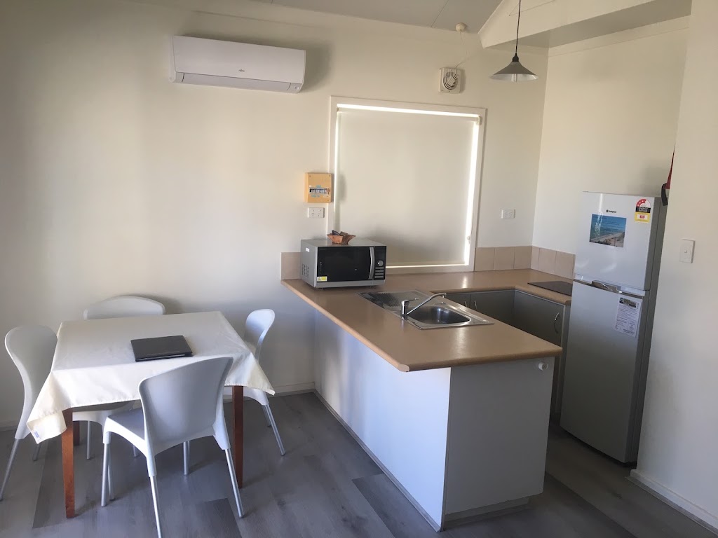 Oceanside Village Shark Bay | 117 Knight Terrace, Denham WA 6537, Australia | Phone: (08) 9948 3003