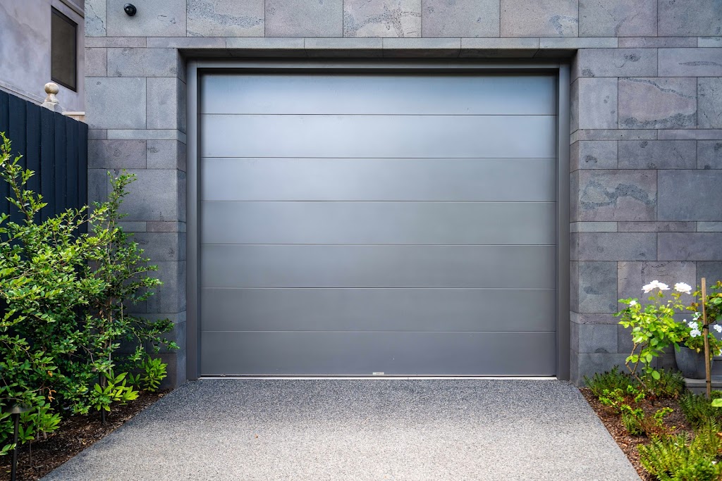 On The Mark Garage Doors | Kyeema Pl, Cambridge TAS 7170, Australia | Phone: 0459 846 551