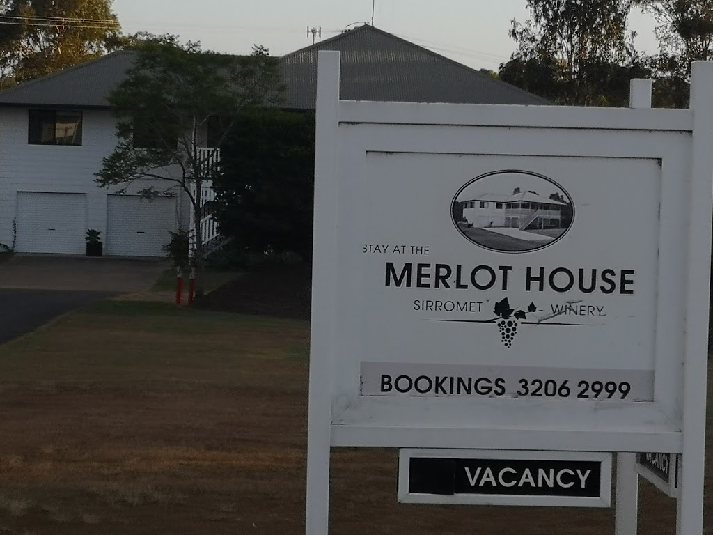Merlot House | lodging | 850 Mount Cotton Rd, Mount Cotton QLD 4165, Australia | 0732062999 OR +61 7 3206 2999