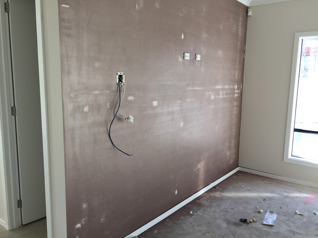 NDB Painting and decorating service | 5 Montague Ct, Dandenong South VIC 3175, Australia | Phone: 0401 088 837