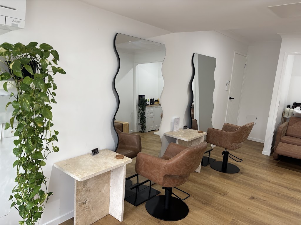 Ally The Hair Studio | 37 Carlingford Cct, Warner QLD 4500, Australia | Phone: 0412 429 321