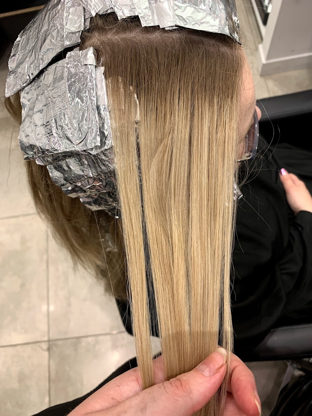 Wow! Excellence in Hair | Suite 2/22 James St, Rangeville QLD 4350, Australia | Phone: 0402 309 469