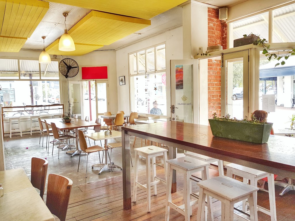 Hubbles Yard Cafe | cafe | 50 George St, East Fremantle WA 6158, Australia | 0893395850 OR +61 8 9339 5850