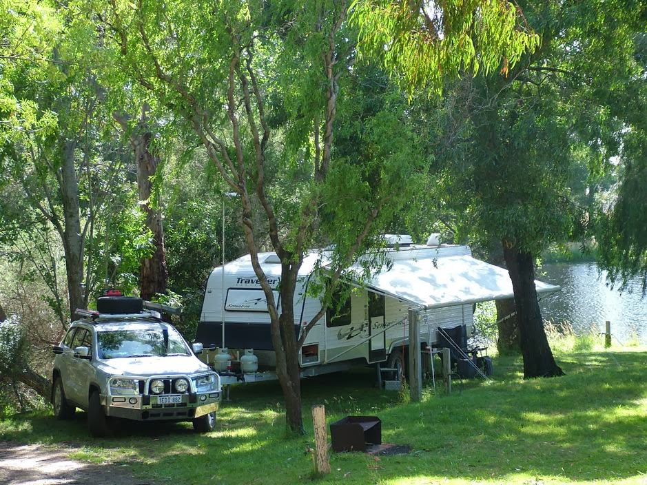 Grampians Paradise Camping and Caravan Parkland | campground | 443 Long Gully Rd, Pomonal VIC 3381, Australia | 0353566309 OR +61 3 5356 6309