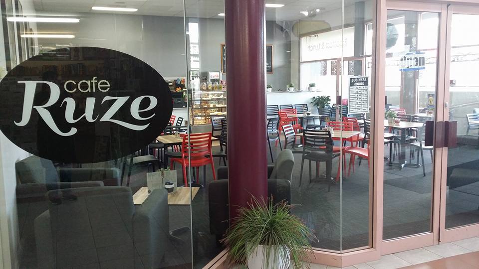 Cafe Ruze | cafe | shop 1, Logan Court, 91 Kendal St, Cowra NSW 2794, Australia | 0263412334 OR +61 2 6341 2334