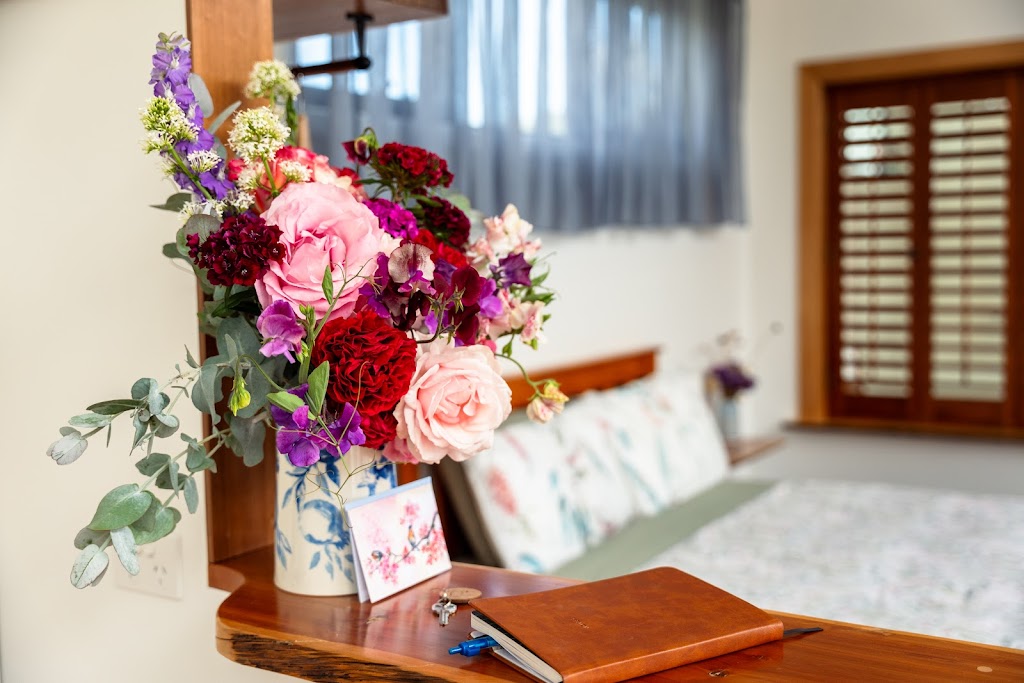 Tinderbox Peninsula Chalets | 461 Tinderbox Rd, Tinderbox TAS 7054, Australia | Phone: 0466 016 299