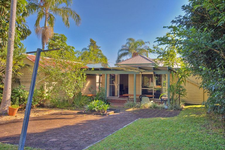 Melville House Holiday Cottage 5 | real estate agency | 263 Ballina Rd, East Lismore NSW 2480, Australia | 0266215778 OR +61 2 6621 5778