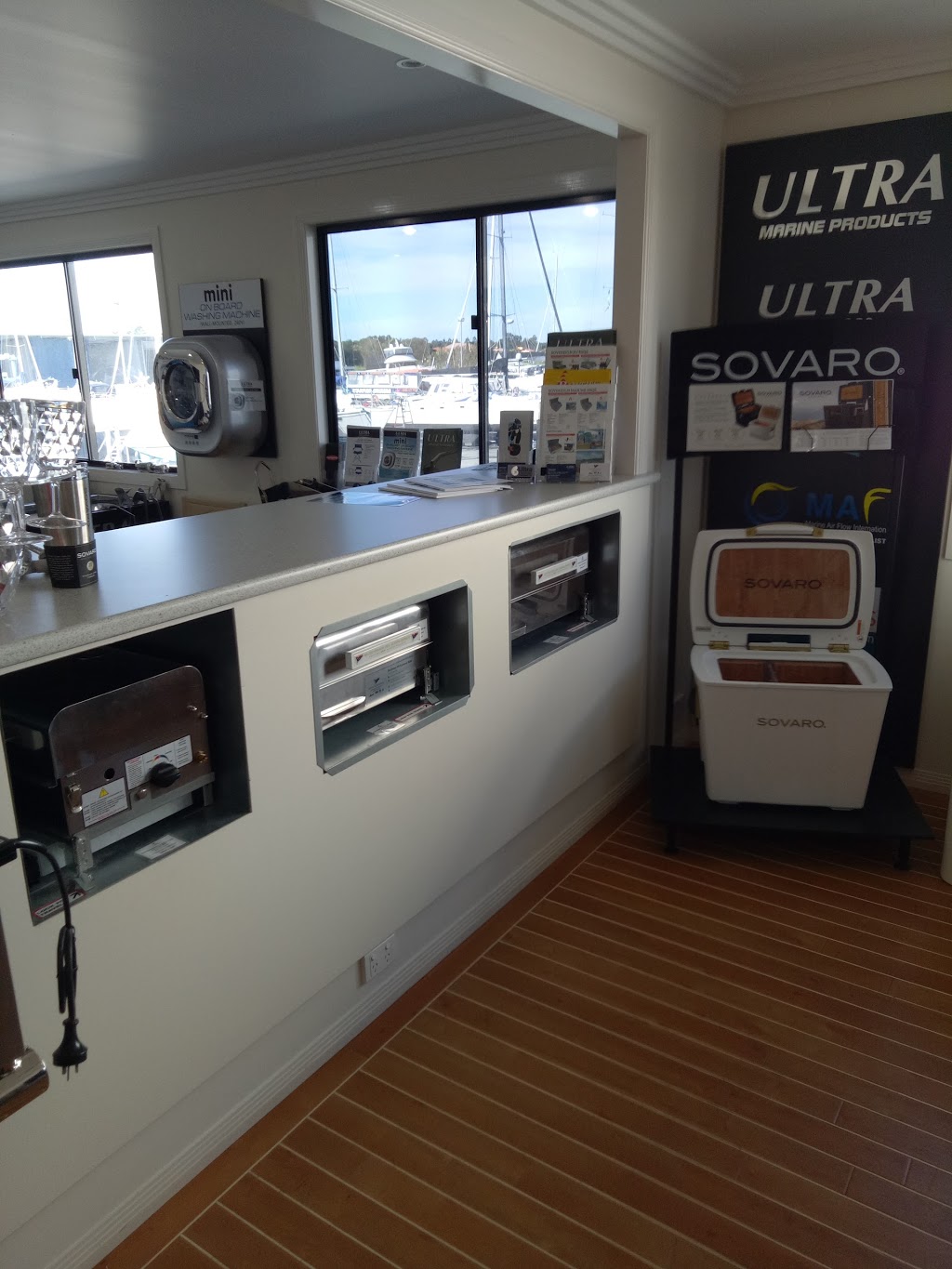 Ultra Marine Products | store | 8/200 Beattie Rd, Coomera QLD 4209, Australia | 0756441250 OR +61 7 5644 1250