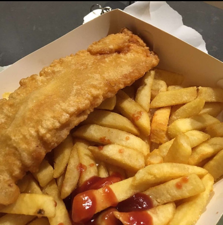 Golden Star- Fish & Chips | meal takeaway | 276 Warrigal Rd, Cheltenham VIC 3192, Australia | 0395837248 OR +61 3 9583 7248