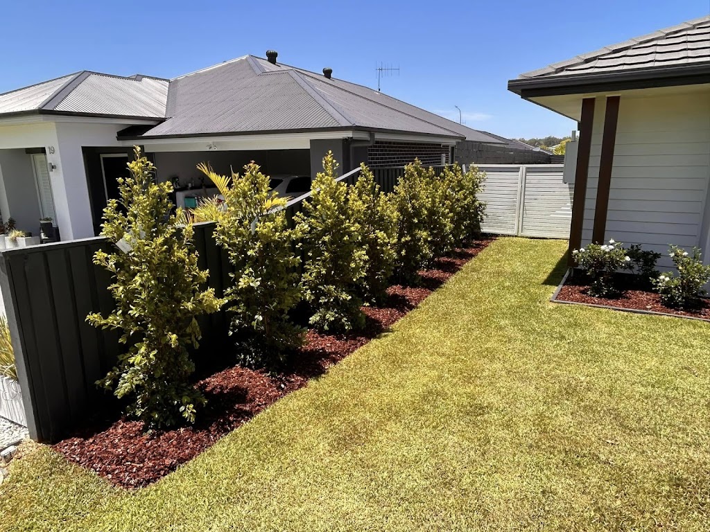 Lewis Landscapes | 7 Nutmeg Cl, Yippin Creek NSW 2446, Australia | Phone: 0438 305 319