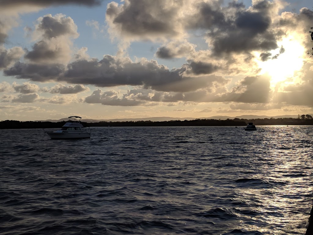 Dohles Rocks Rd Foreshore Park and boat ramp | park | 1002, 1050 Dohles Rocks Rd, Griffin QLD 4503, Australia