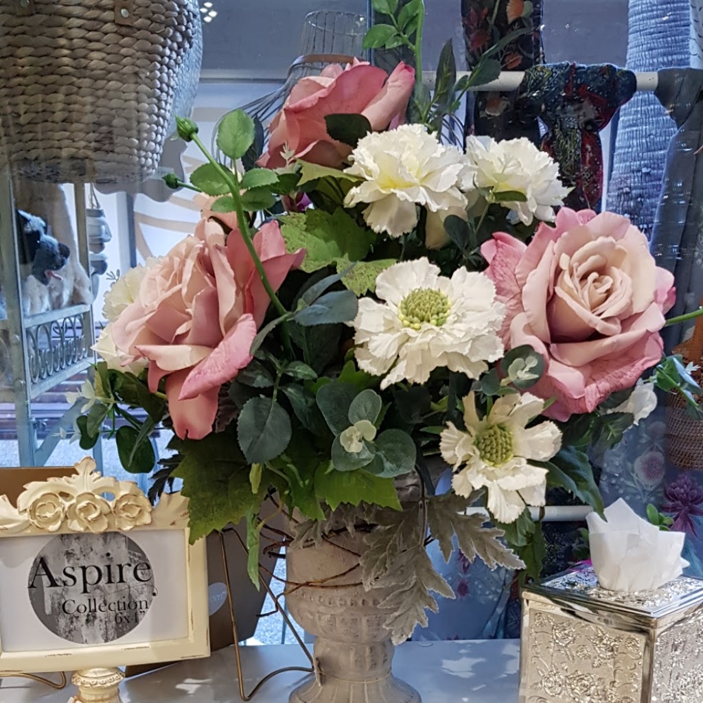 Bloom Where You Are Planted | florist | Hope Island Shopping Center, 3/10 Santa Barbara Rd, Hope Island QLD 4212, Australia | 0755301057 OR +61 7 5530 1057