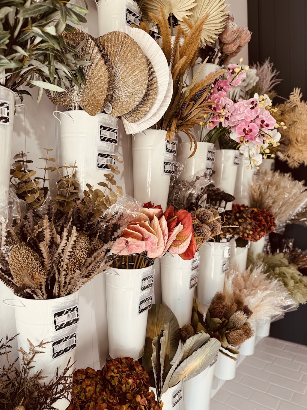 Artihouse | 70 Dunbar Rd, Traralgon VIC 3844, Australia | Phone: 0401 641 740