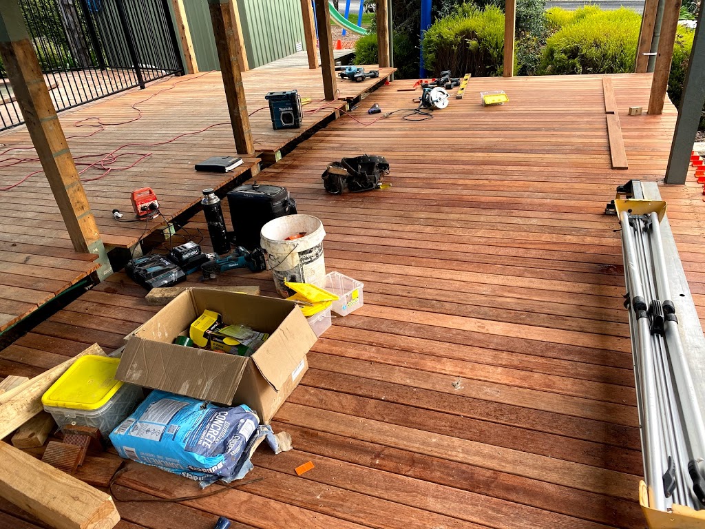 Ranges carpentry &fencing | 25 Hunter Rd, Mount Evelyn VIC 3796, Australia | Phone: 0433 470 400