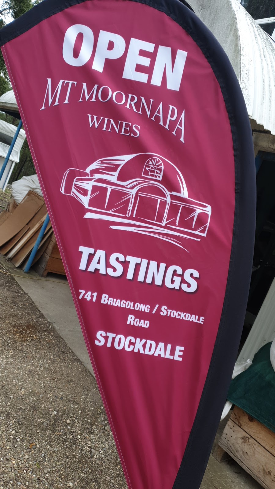 Mt Moornapa Wines | 741 Briagolong-Stockdale Rd, Stockdale VIC 3862, Australia | Phone: 0407 049 675