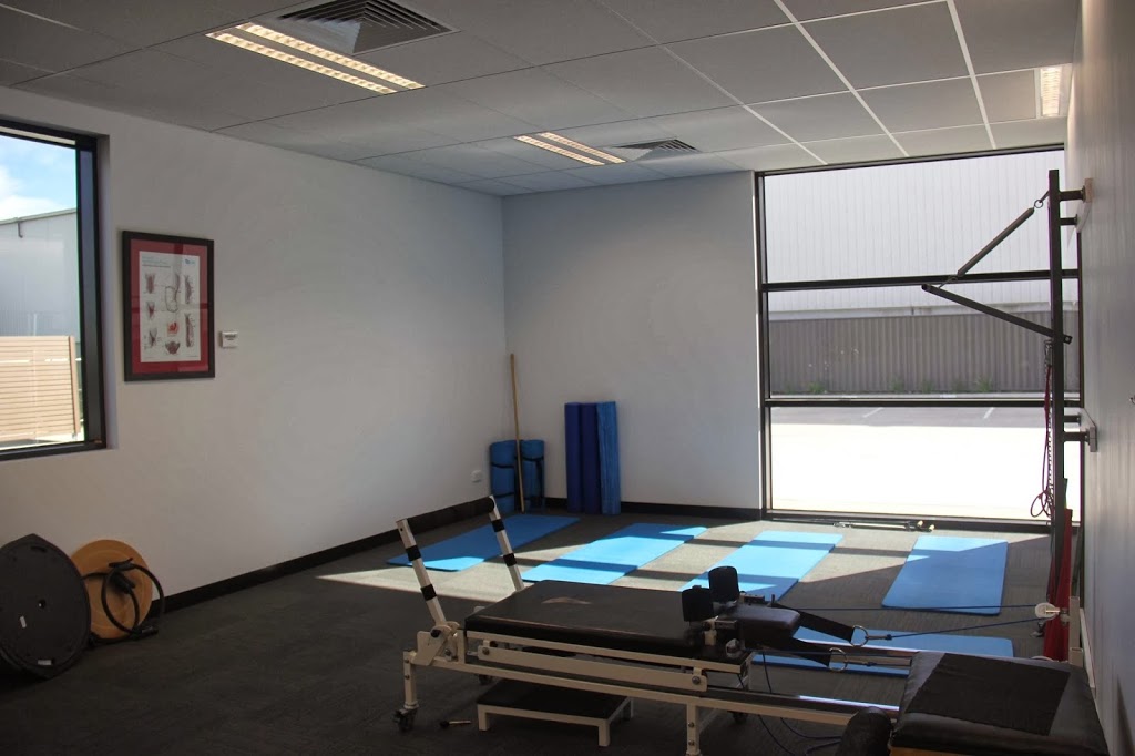 The Physio Centre | physiotherapist | 7/80 Monash Dr, Dandenong South VIC 3175, Australia | 0387688111 OR +61 3 8768 8111