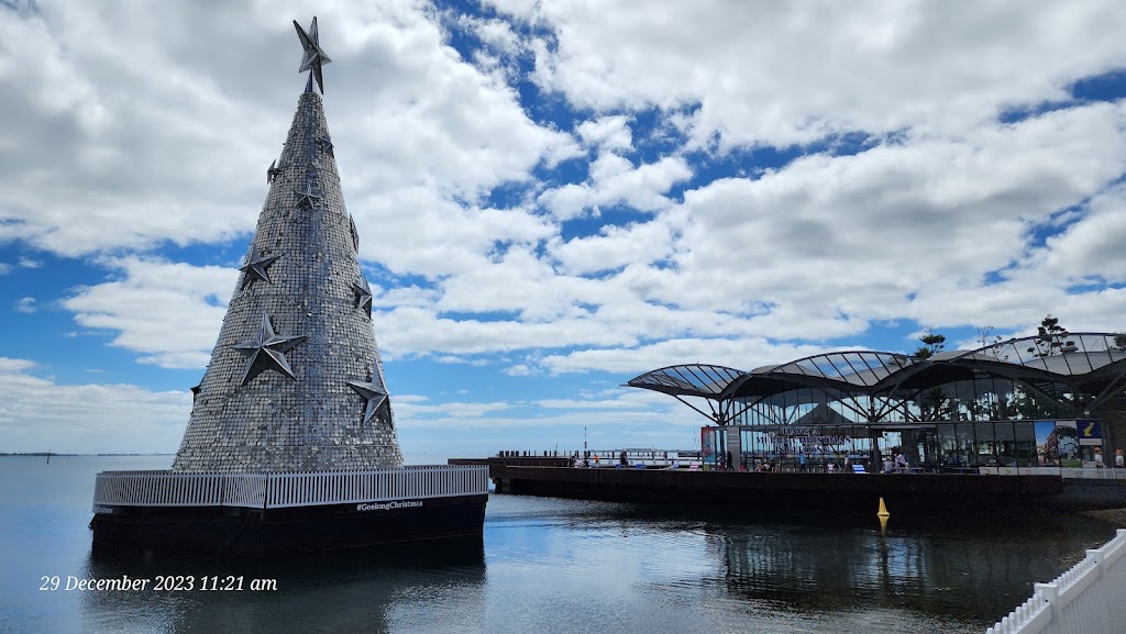 Western Beach | Western Foreshore Rd, Geelong VIC 3220, Australia | Phone: (03) 5272 5272