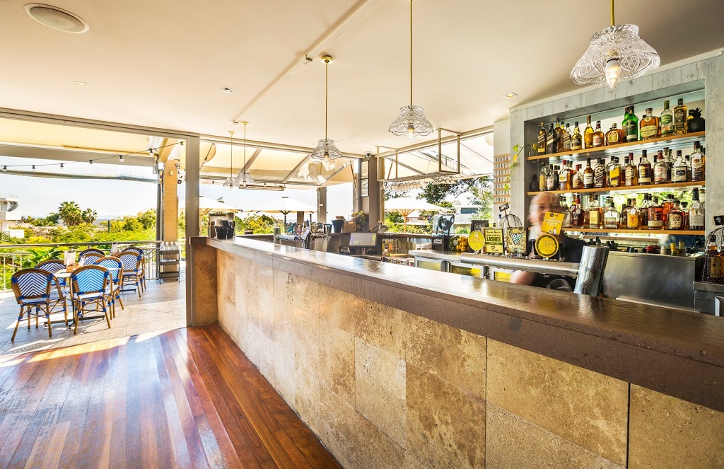 Noosa Reef Hotel | restaurant | 19 Noosa Dr, Noosa Heads QLD 4567, Australia | 0754307500 OR +61 7 5430 7500